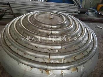 封頭盤管起到保護管道的作用